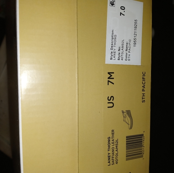 Michael Kors thing wedges NWT - Picture 4 of 4